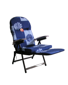 FOLDING CHAIR WITH FOOTREST